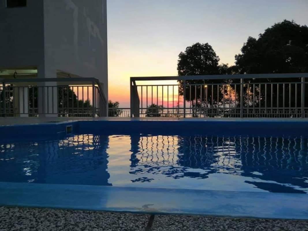Homestay Alfaruqi Kuantan @Sutravilla Ngoại thất bức ảnh
